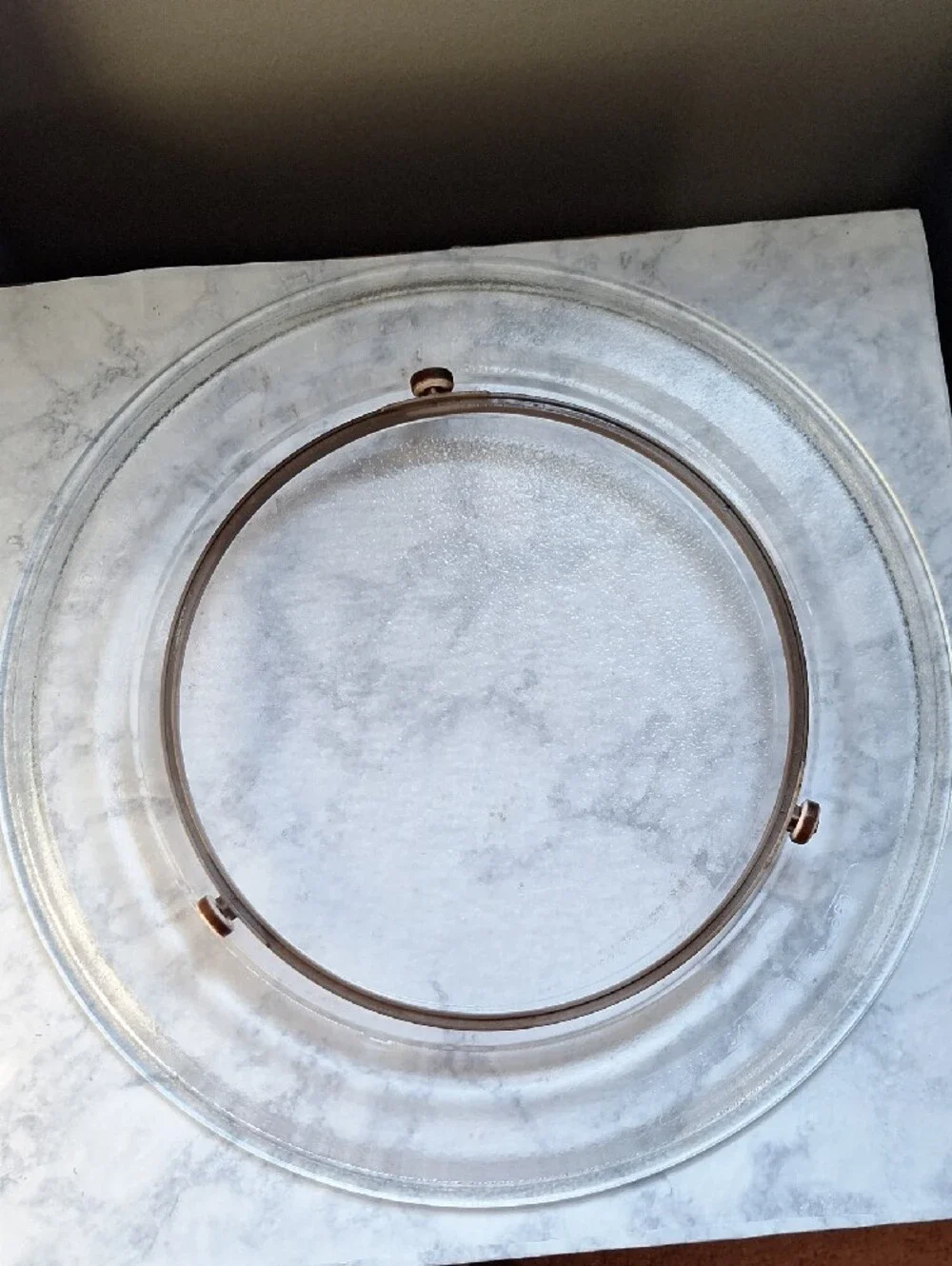 Sharp Clear Glass Round Serving Platter with Center Ring For Your Microwave A036